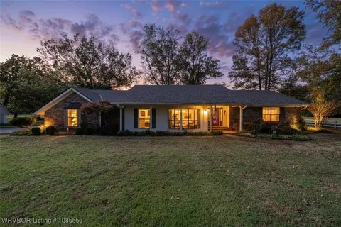 Exterior - 1303 S Hwy 96, Lavaca, AR 72941 photo 2 of 12
