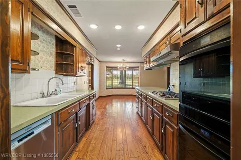Kitchen - 1303 S Hwy 96, Lavaca, AR 72941 photo 1 of 3
