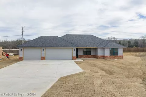 10427 Preston Ct, Fort Smith, AR 72916