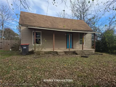 806 11th St, Van Buren, AR 72956