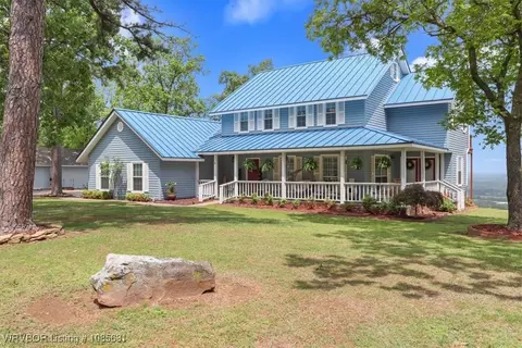 3900 Wylie Rd, Poteau, OK 74953