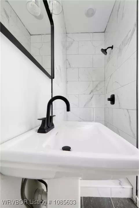 Bath - 3620 N 48th, Fort Smith, AR 72904 photo 1 of 2