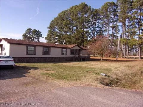 1321 Old Graphic St, Mulberry, AR 72947