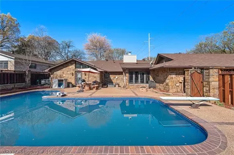 Exterior - 901 S 68th Ln, Fort Smith, AR 72903 photo 10 of 14