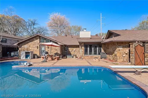 Exterior - 901 S 68th Ln, Fort Smith, AR 72903 photo 9 of 14