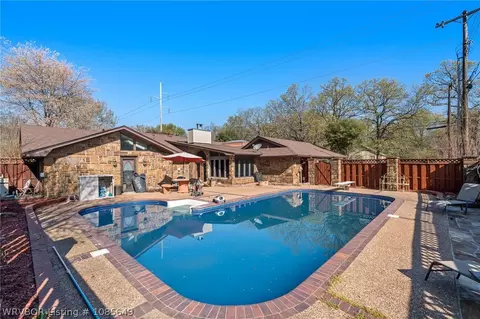 Exterior - 901 S 68th Ln, Fort Smith, AR 72903 photo 5 of 14