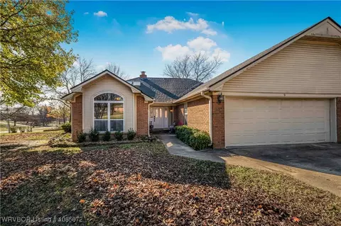 9 Hills Dale St, Van Buren, AR 72956