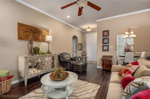 Living - 8017 Bridgewood Ln, Fort Smith, AR 72916 photo 2 of 2
