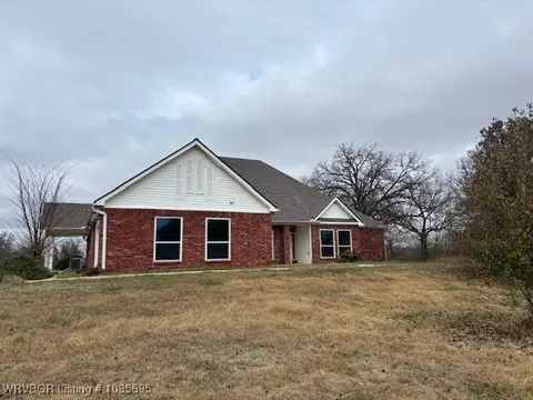 469465 E 1105 Rd, Muldrow, OK 74948