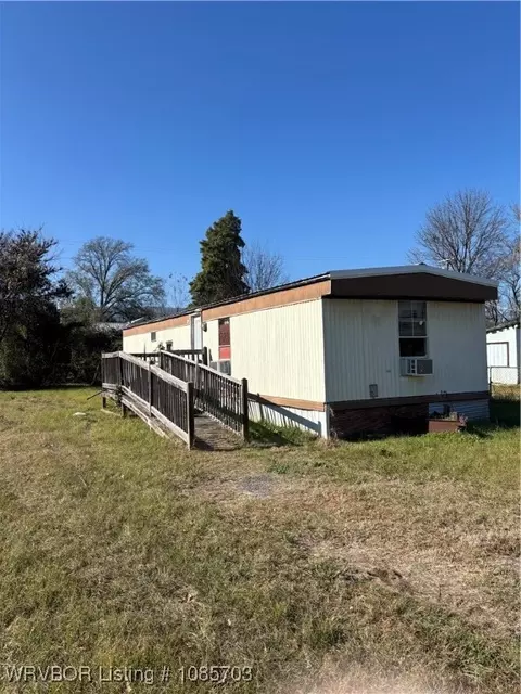 303 Wilson Ave, Poteau, OK 74953