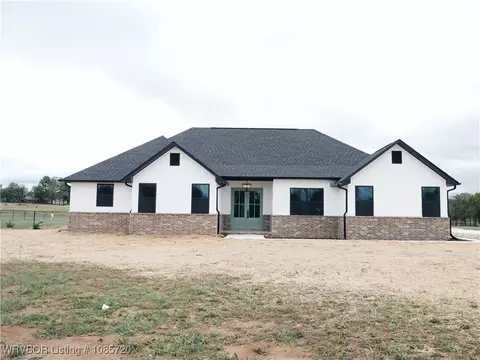 3205 W Hwy 255, Lavaca, AR 72941