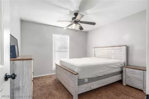 Bedroom - 2500 Pine Ln, Barling, AR 72923 photo 4 of 8