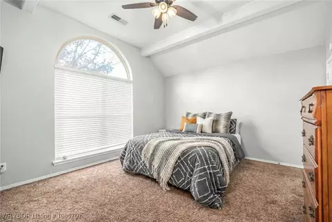 Bedroom - 2500 Pine Ln, Barling, AR 72923 photo 6 of 8