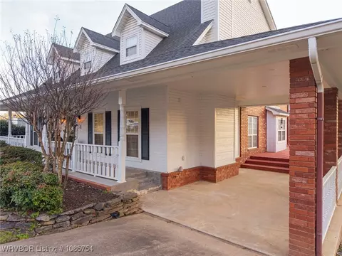 Exterior - 5200 Hardscrabble Way, Fort Smith, AR 72903 photo 4 of 13