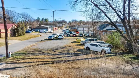 1600 S 11th St, Fort Smith, AR 72901 photo 2