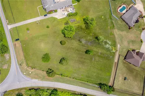 5800 Rye Hill Rd, Fort Smith, AR 72936