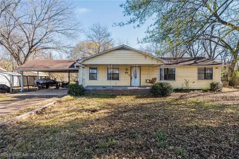 2422 Gate Nine Rd, Greenwood, AR 72936