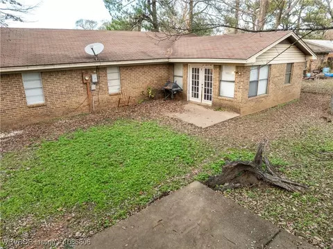 Exterior - 3218 Iola Ave, Fort Smith, AR 72908 photo 3 of 3