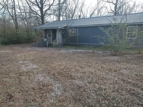 3015 Crestwood Dr, Mountainburg, AR 72946