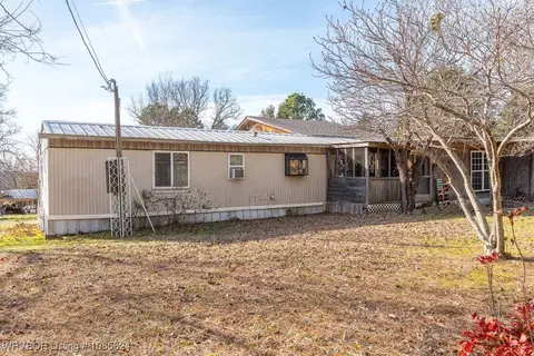 5400 Wildwood Rd, Van Buren, AR 72956