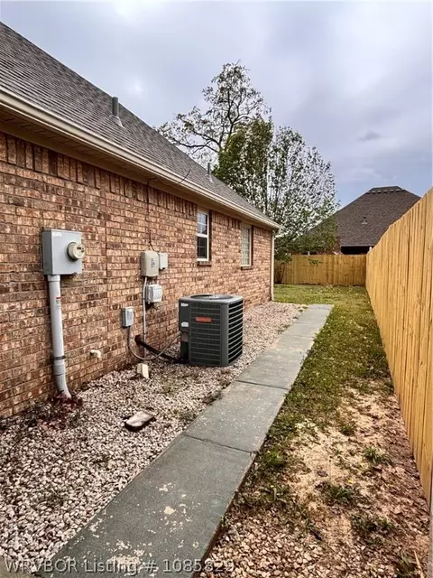 8916 Southridge Dr, Fort Smith, AR 72908 photo 59