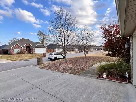 8916 Southridge Dr, Fort Smith, AR 72908 photo 65