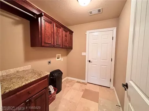8916 Southridge Dr, Fort Smith, AR 72908 photo 37