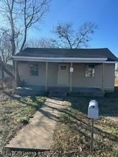 511 N Walnut Pl, Sallisaw, OK 74955