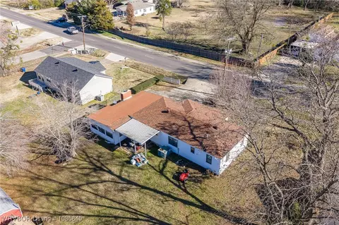 View/Area - 2521 N Albert Pike Ave, Fort Smith, AR 72904 photo 3 of 11