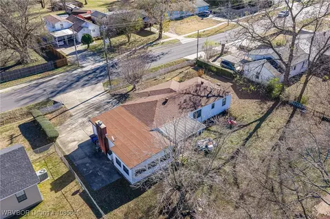 View/Area - 2521 N Albert Pike Ave, Fort Smith, AR 72904 photo 2 of 11
