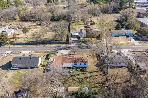 View/Area - 2521 N Albert Pike Ave, Fort Smith, AR 72904 photo 10 of 11