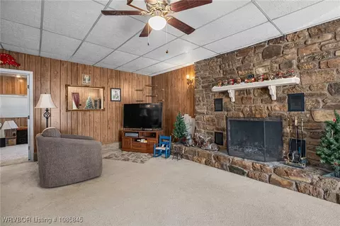Living - 2521 N Albert Pike Ave, Fort Smith, AR 72904 photo 2 of 4