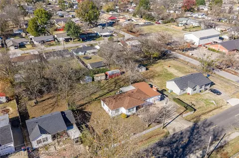 View/Area - 2521 N Albert Pike Ave, Fort Smith, AR 72904 photo 9 of 11