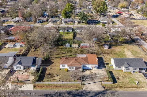 View/Area - 2521 N Albert Pike Ave, Fort Smith, AR 72904 photo 8 of 11