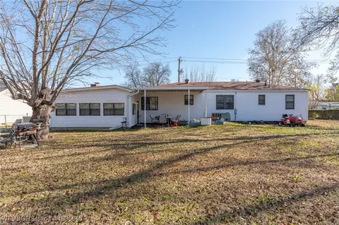 Exterior - 2521 N Albert Pike Ave, Fort Smith, AR 72904 photo 10 of 16