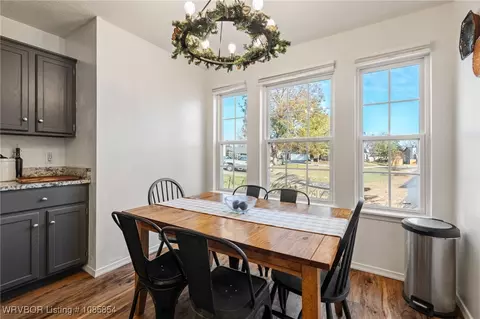 Dining - 1501 Heather Pl, Barling, AR 72923 photo 1 of 1