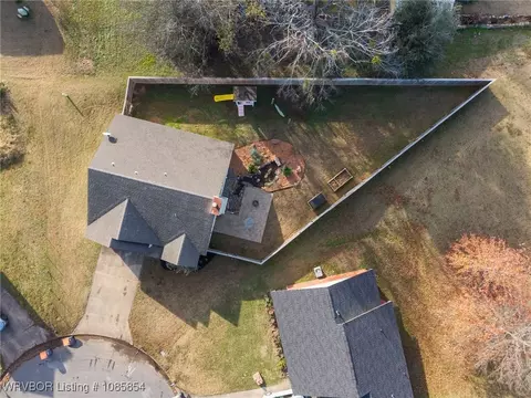 View/Area - 1501 Heather Pl, Barling, AR 72923 photo 1 of 1