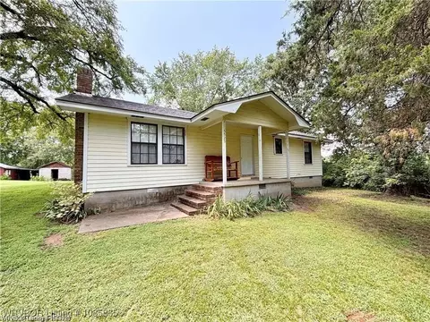 5525 Slaytonville Rd, Hackett, AR 72937