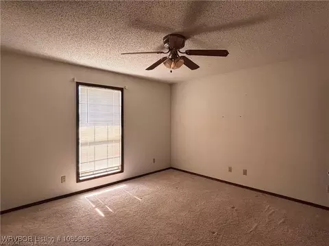 Bedroom - 922 S Pine St, Hartford, AR 72938 photo 5 of 8