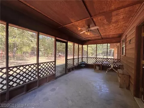 Exterior - 922 S Pine St, Hartford, AR 72938 photo 4 of 17