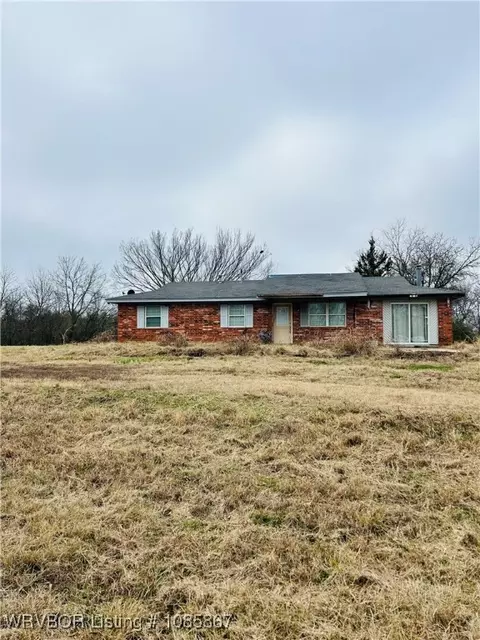 19161 260th Ave, Spiro, OK 74959