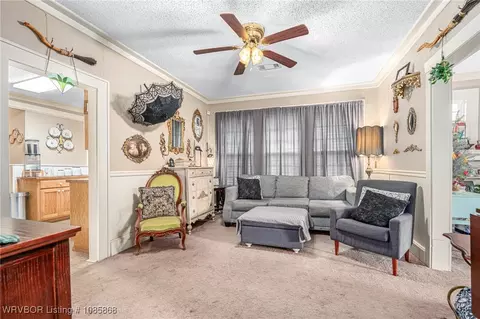 Living - 2808 Alabama Ave, Fort Smith, AR 72901 photo 3 of 4