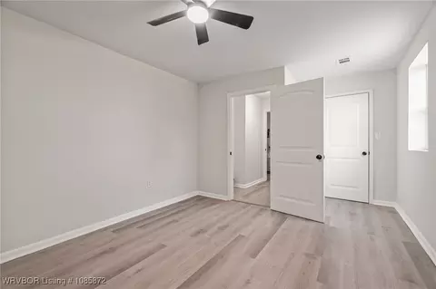Bedroom - 103 State Line Rd, Pocola, OK 74902 photo 1 of 5