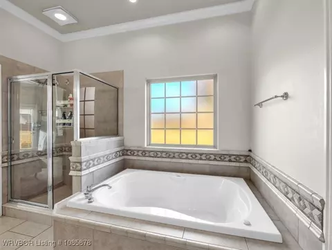 Bath - 11200 Quail Crest Ct, Fort Smith, AR 72916 photo 4 of 4
