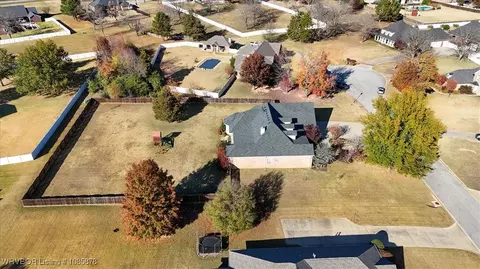 View/Area - 11200 Quail Crest Ct, Fort Smith, AR 72916 photo 8 of 17