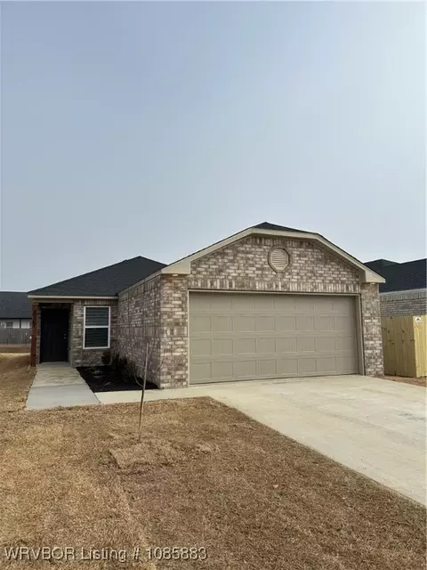 8809 Preston Wood Dr, Fort Smith, AR 72916