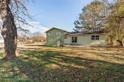 Exterior - 4627 Mussett Rd, Fort Smith, AR 72904 photo 2 of 5