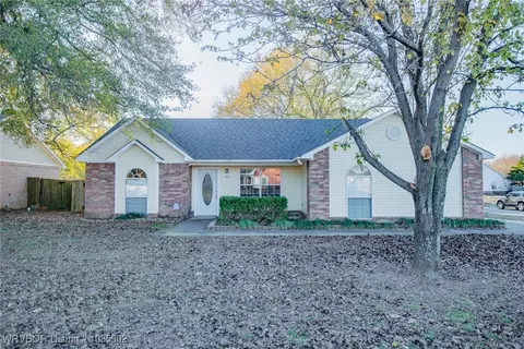 171 Azalea Dr, Greenwood, AR 72936
