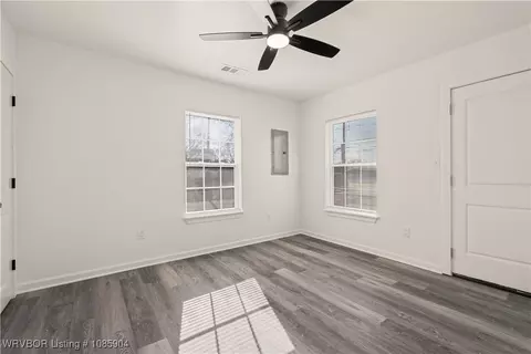 Bedroom - 2101 N 30th St, Fort Smith, AR 72904 photo 4 of 4