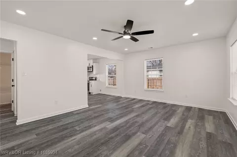 Living - 2101 N 30th St, Fort Smith, AR 72904 photo 2 of 3